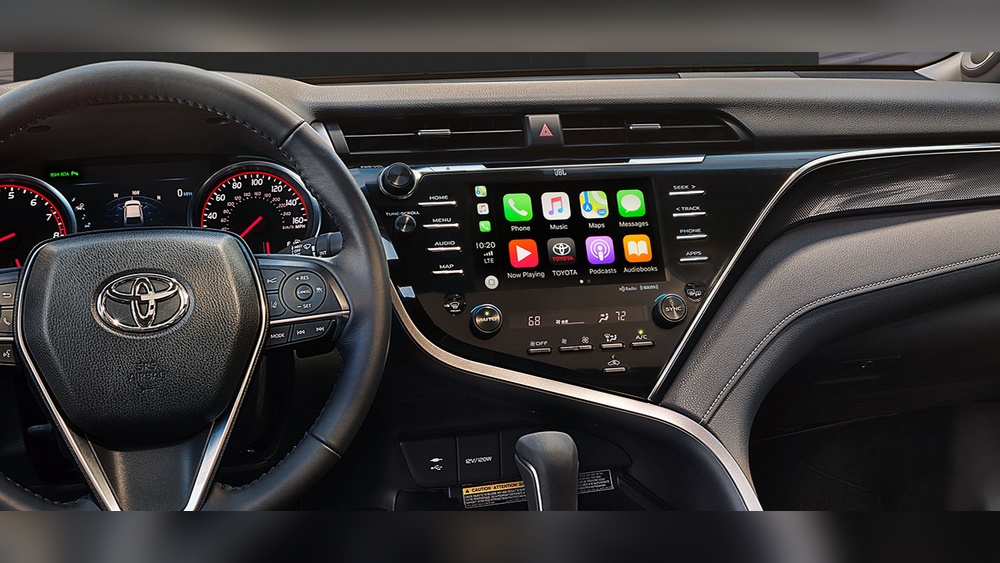Does Toyota Camry Have Apple Carplay