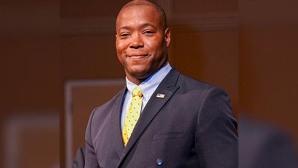 Does Toyota Hire Felons