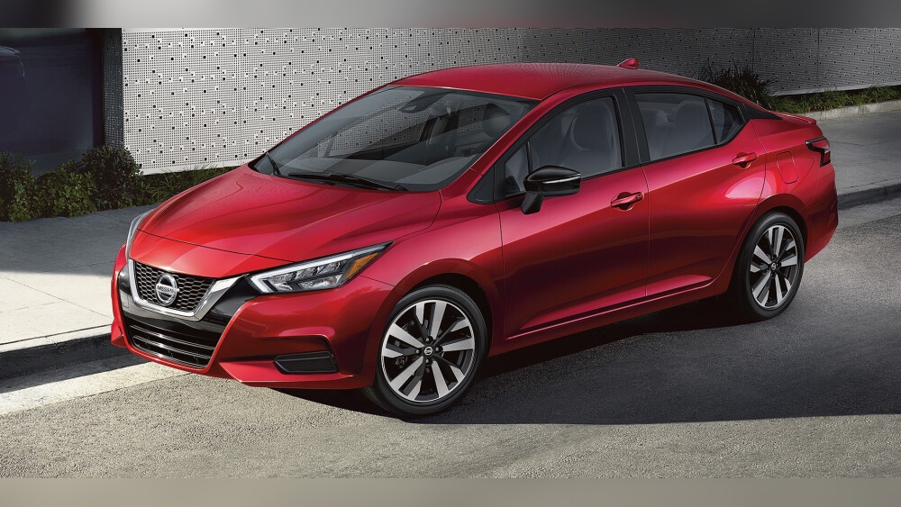 How Many Miles Per Gallon Does A Nissan Versa Get