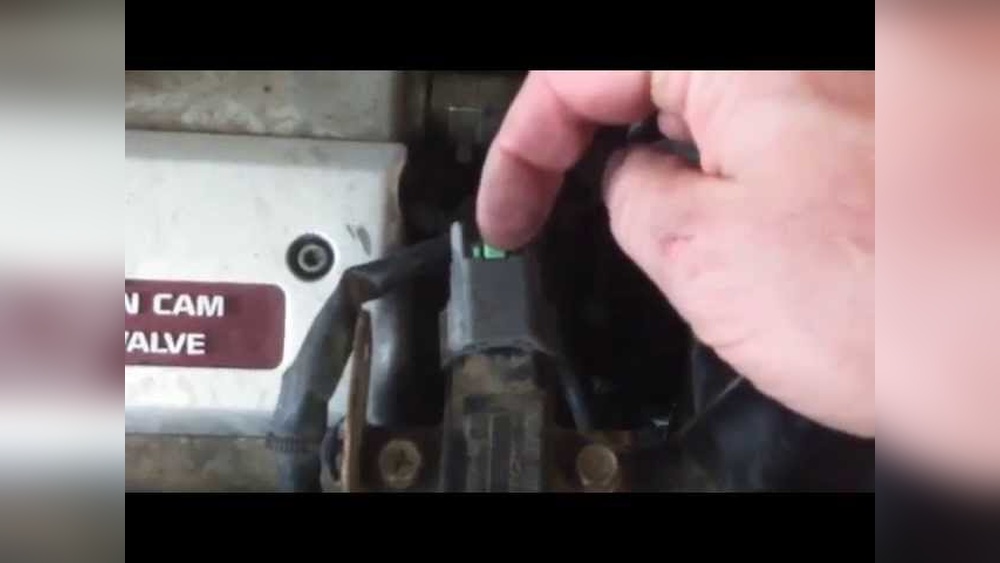 How To Disconnect Nissan Electrical Connectors