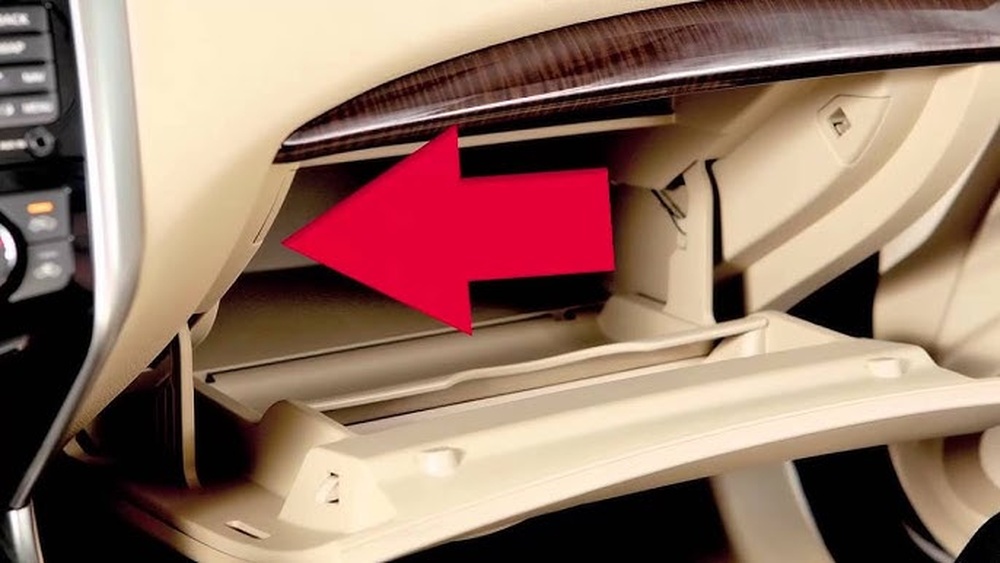 How To Open Nissan Altima Trunk With Dead Battery