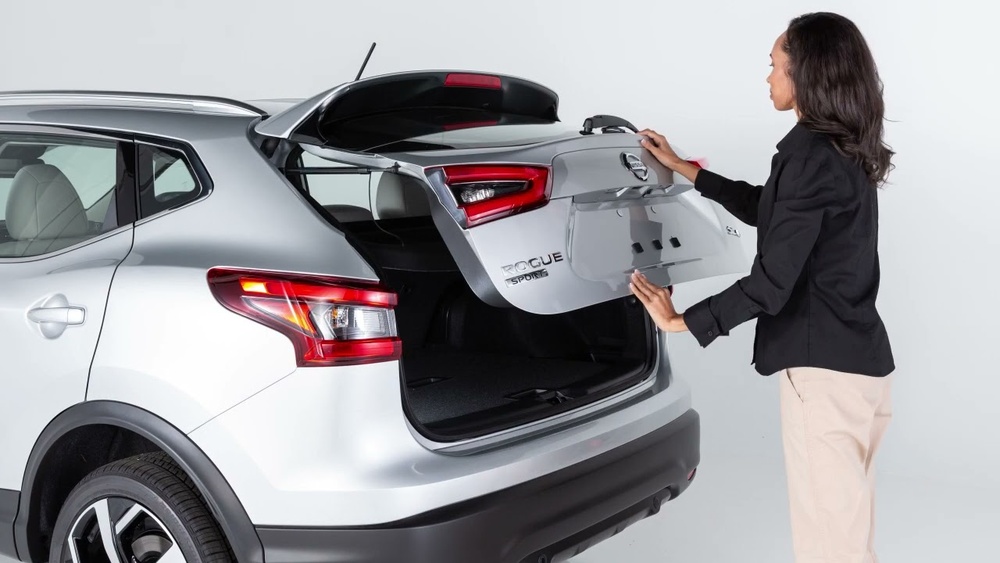 How To Open Trunk Nissan Rogue