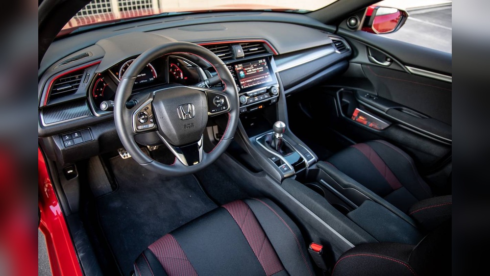 Is the Honda Civic Si Automatic