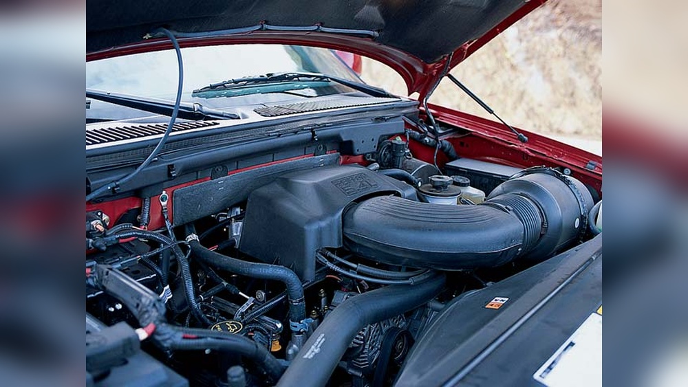 What Engine is in a 2002 Ford F150
