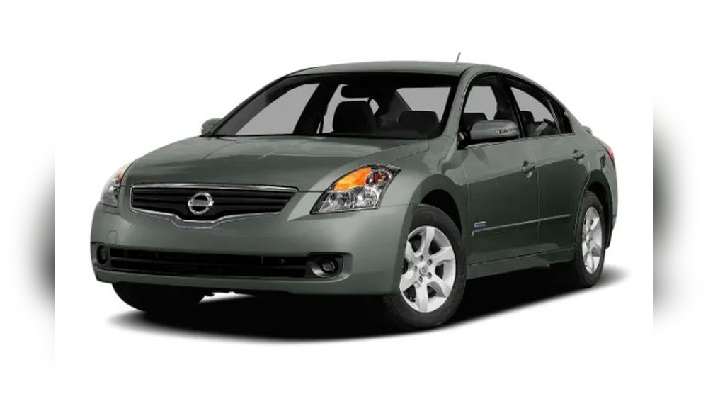 What Size Tire Is On A 2008 Nissan Altima