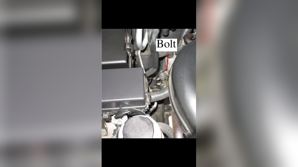 Where Is The Transmission Dipstick On Nissan Frontier